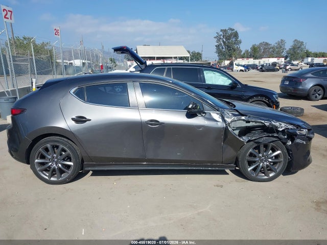 Mazda Mazda3 Preferred Package 2019 JM1BPAMM0K1138884 Image 13