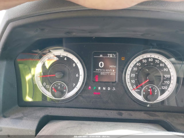 45519051 :رقم المزاد ، 1C6RR7KGXFS789388 vin ، 2015 Ram 1500 مزاد بيع
