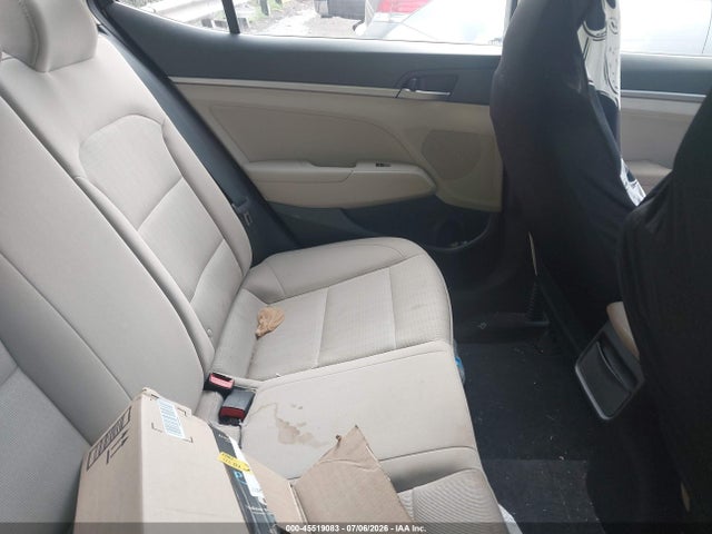 2018 Hyundai Elantra Sel მანქანა იყიდება აუქციონზე, vin: 5NPD84LF9JH397715, აუქციონის ნომერი: 45519083