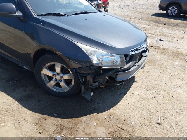 1G1PC5SBXE7227513 Chevrolet Cruze 1lt Auto
