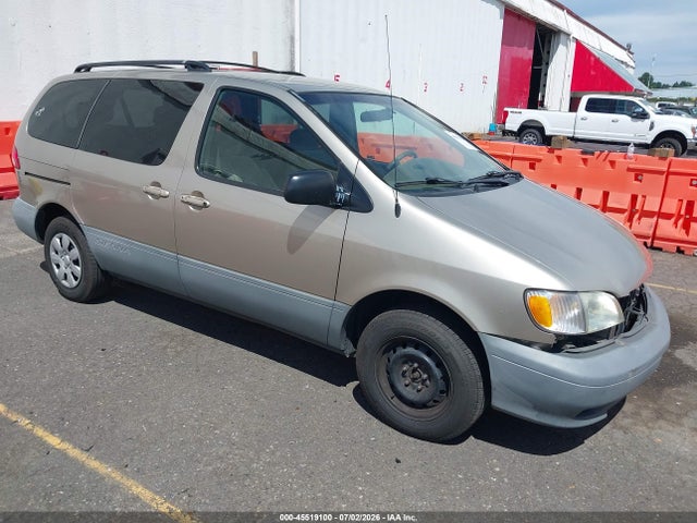 Auction sale of the 2001 Toyota Sienna Ce, vin: 4T3ZF19C51U403770, lot number: 45519100