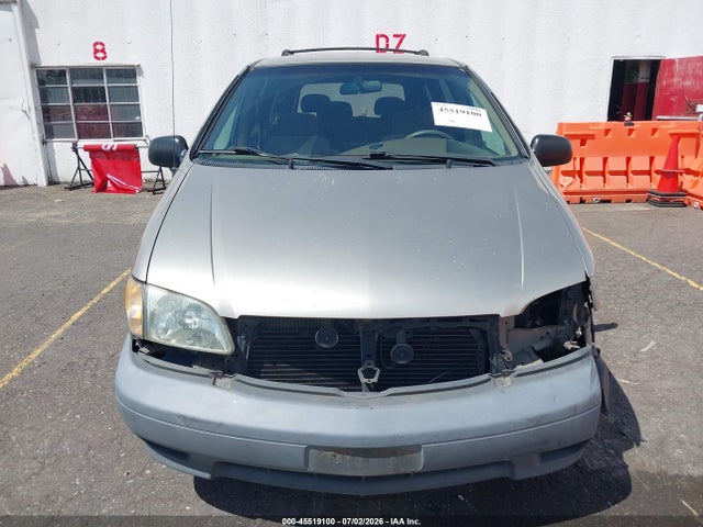 45519100 :رقم المزاد ، 4T3ZF19C51U403770 vin ، 2001 Toyota Sienna Ce مزاد بيع