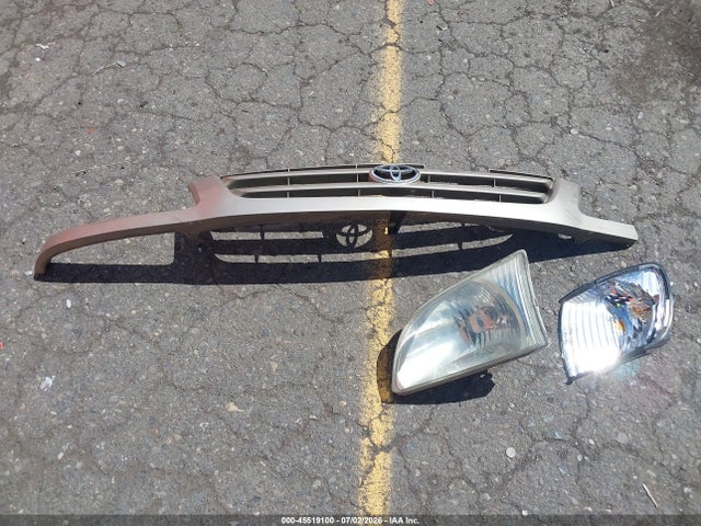 45519100 :رقم المزاد ، 4T3ZF19C51U403770 vin ، 2001 Toyota Sienna Ce مزاد بيع
