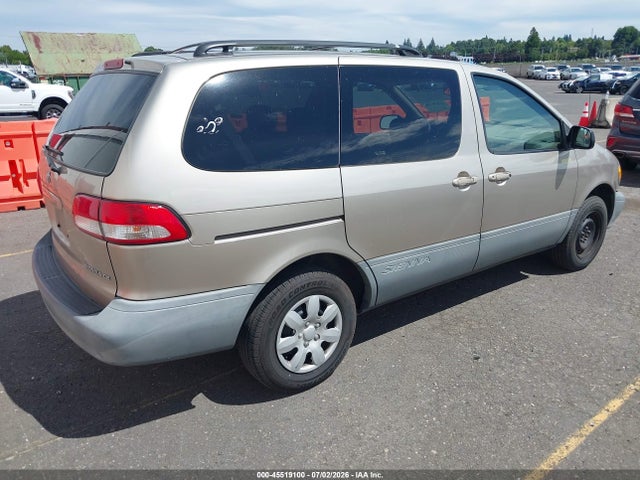 45519100 :رقم المزاد ، 4T3ZF19C51U403770 vin ، 2001 Toyota Sienna Ce مزاد بيع
