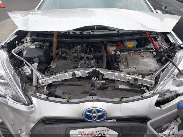 Toyota Prius C Two 2016 JTDKDTB37G1125944 Image 10