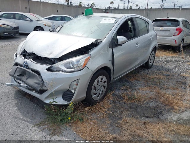 Toyota Prius C Two 2016 JTDKDTB37G1125944 Image 2