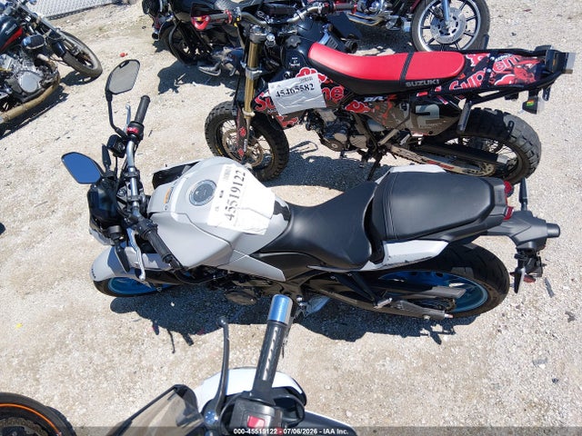 MH3RH28E5SK002556 Yamaha Mtn320 A