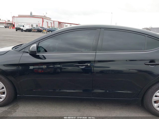 Hyundai ELANTRA SE 2019 5NPD74LF6KH405547 Image 14