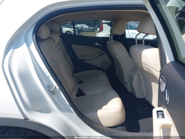 Продажа на аукционе авто 2015 Mercedes-benz Gla 250 4matic, vin: WDCTG4GB8FJ171311, номер лота: 45519219