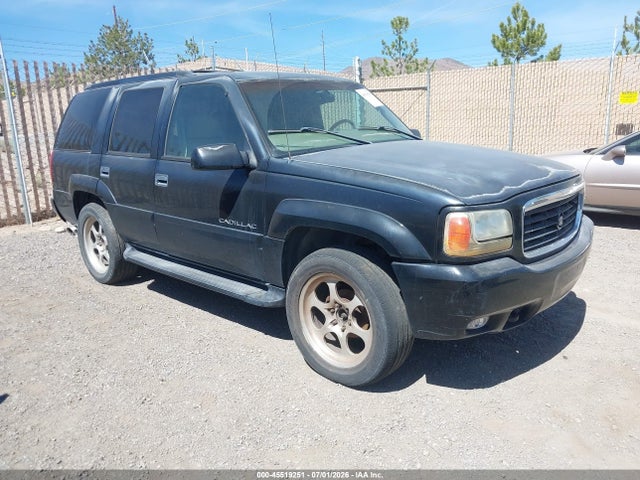 45519251 :رقم المزاد ، 1GYEK63R3YR200885 vin ، 2000 Cadillac Escalade Standard مزاد بيع