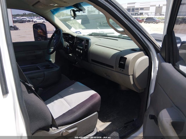45519257 :رقم المزاد ، 1GBHC24K48E192902 vin ، 2008 Chevrolet Silverado 2500hd Work Truck مزاد بيع