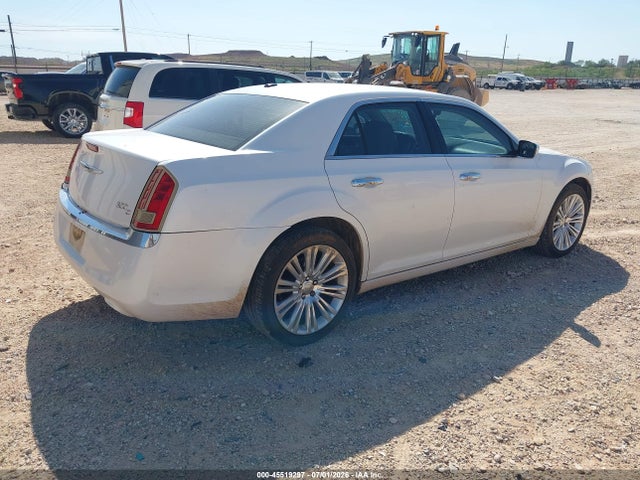 Продажа на аукционе авто 2011 Chrysler 300c, vin: 2C3CA6CT4BH528338, номер лота: 45519297