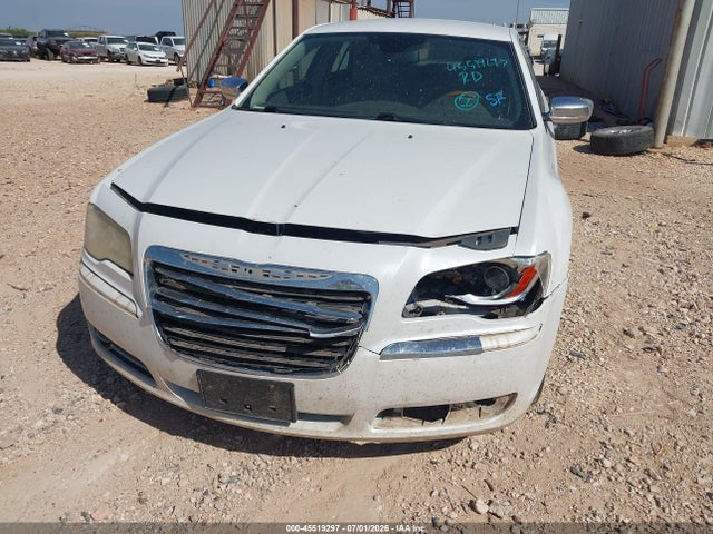 Продажа на аукционе авто 2011 Chrysler 300c, vin: 2C3CA6CT4BH528338, номер лота: 45519297