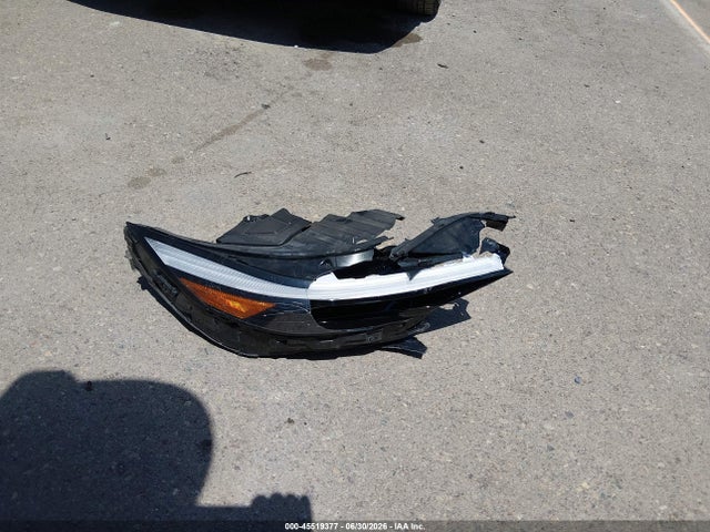 KMHLM4DG5RU711372 Hyundai ELANTRA SEL