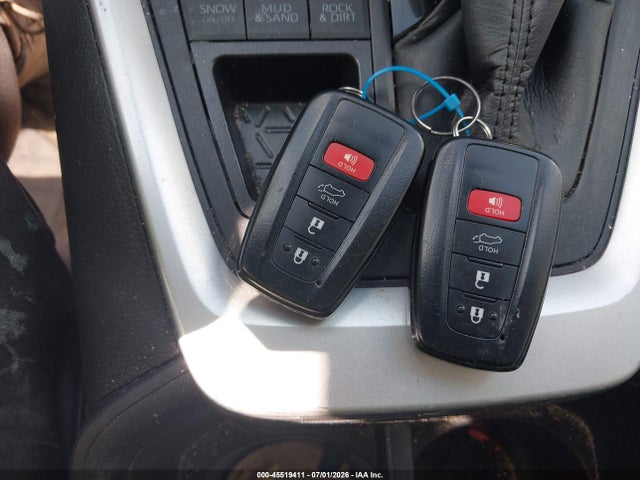 Auction sale of the 2022 Toyota Rav4 Xle Premium, vin: 2T3A1RFV0NW323508, lot number: 45519411