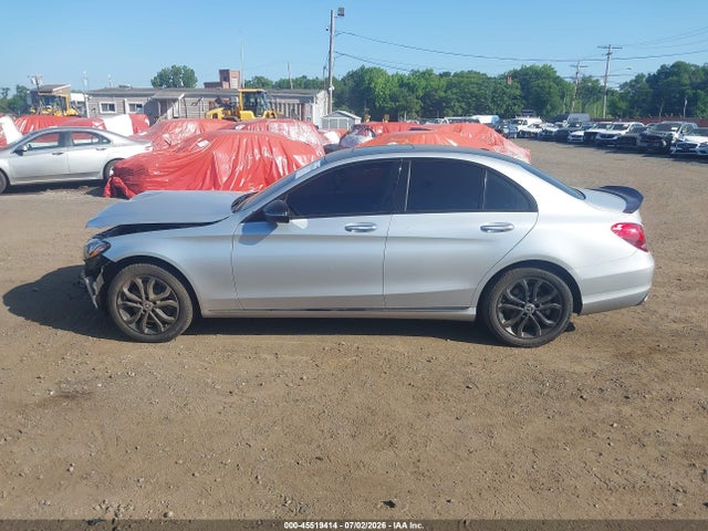 2018 Mercedes-benz C 300 4matic მანქანა იყიდება აუქციონზე, vin: 55SWF4KB6JU250911, აუქციონის ნომერი: 45519414