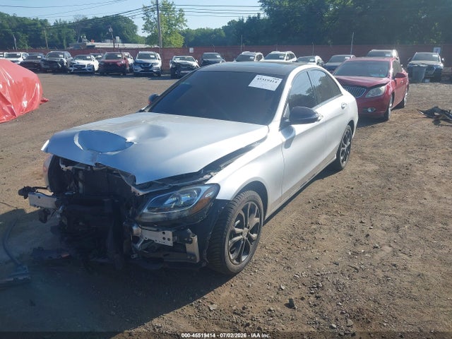 2018 Mercedes-benz C 300 4matic მანქანა იყიდება აუქციონზე, vin: 55SWF4KB6JU250911, აუქციონის ნომერი: 45519414