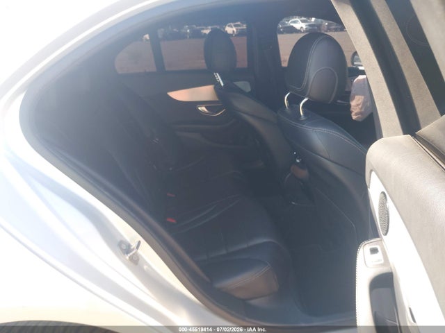 2018 Mercedes-benz C 300 4matic მანქანა იყიდება აუქციონზე, vin: 55SWF4KB6JU250911, აუქციონის ნომერი: 45519414