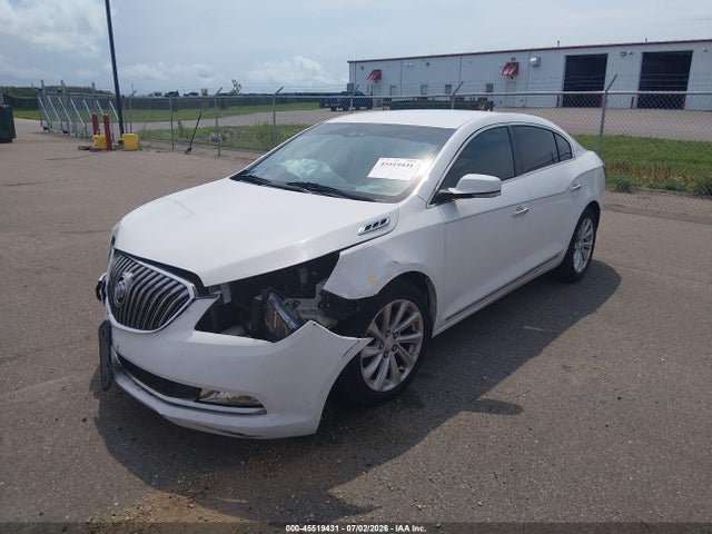 Buick Lacrosse Leather Group 2014 1G4GB5G32EF297598 Image 2