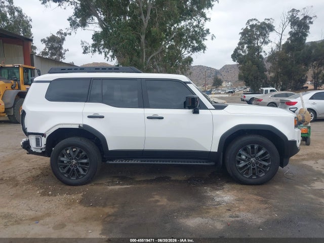 Toyota Land Cruiser 2026 JTEABFAJ2TK062402 Image 13