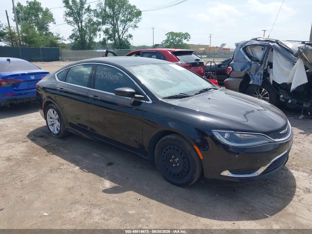 45519473 :رقم المزاد ، 1C3CCCAB5FN738009 vin ، 2015 Chrysler 200 Limited مزاد بيع