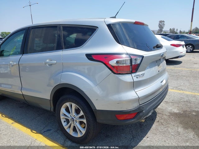 Ford ESCAPE SE 2017 1FMCU0GD8HUE12368 Image 6