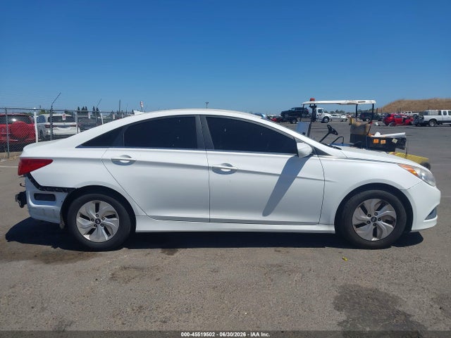 Hyundai SONATA GLS 2014 5NPEB4AC4EH822617 Image 13