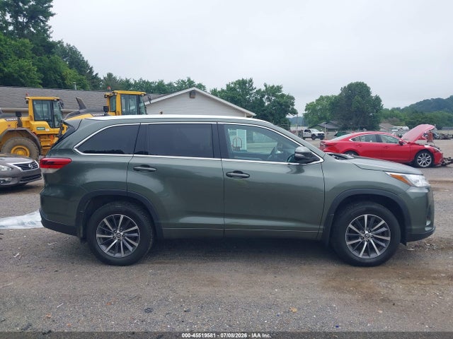 Toyota Highlander Xle 2018 5TDJZRFH0JS866596 Image 14