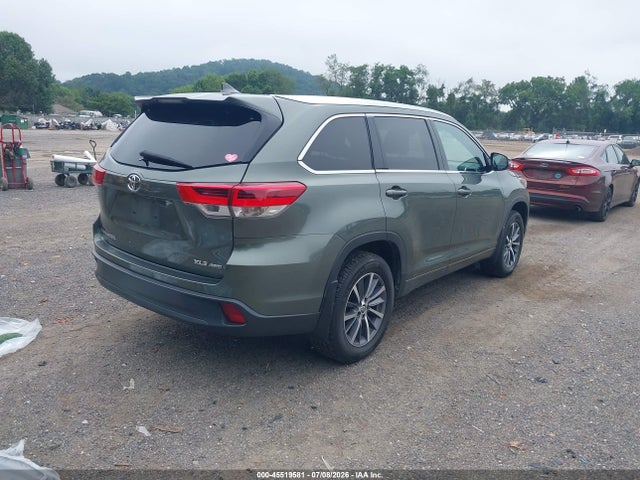Toyota Highlander Xle 2018 5TDJZRFH0JS866596 Image 4