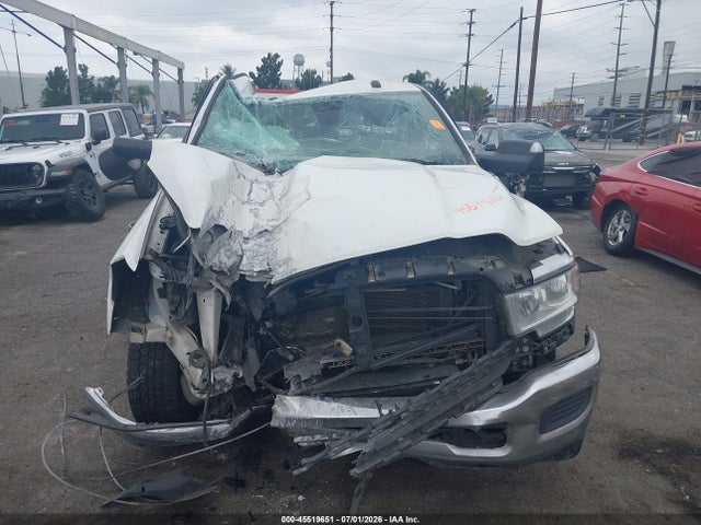 45519651 :رقم المزاد ، 3C6MR4AL3KG727226 vin ، 2019 Ram 2500 Tradesman  4x2 8' Box مزاد بيع