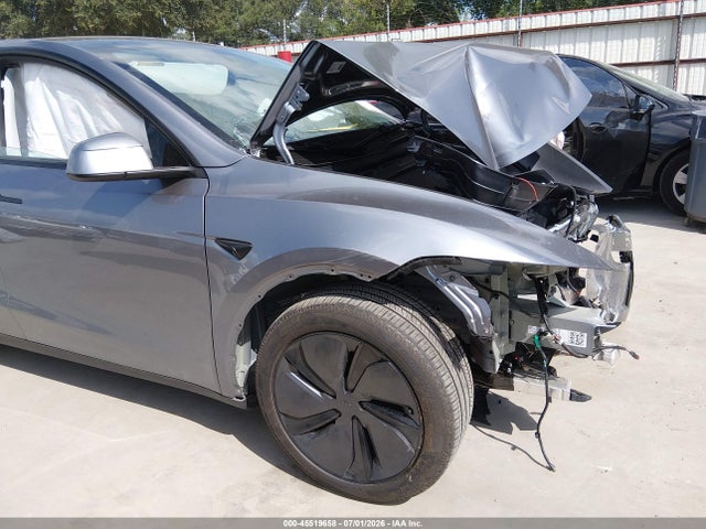 45519658 :رقم المزاد ، 7SAYGDEE4TA369119 vin ، 2026 Tesla Model Y All-wheel Drive/long Range Launch Series/premium All-wheel Drive مزاد بيع