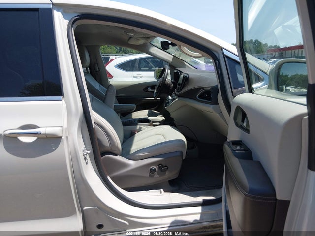 2021 Chrysler Pacifica Hybrid Touring L მანქანა იყიდება აუქციონზე, vin: 2C4RC1L78MR586973, აუქციონის ნომერი: 45519686