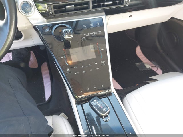 Toyota Mirai 2019 JTDBVRBDXKA007078 Image 11