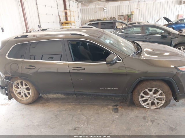 45519701 :رقم المزاد ، 1C4PJMCS1FW521623 vin ، 2015 Jeep Cherokee Latitude مزاد بيع