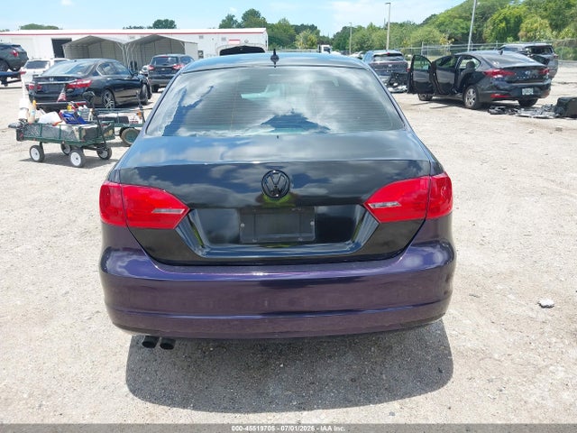 2013 Volkswagen Jetta 2.5l Se მანქანა იყიდება აუქციონზე, vin: 3VWDX7AJ4DM295861, აუქციონის ნომერი: 45519705