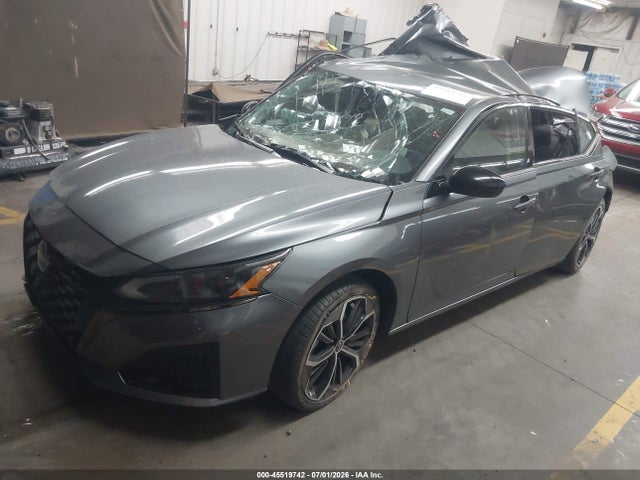 45519742 :رقم المزاد ، 1N4BL4CV6PN349035 vin ، 2023 Nissan Altima Sr Fwd مزاد بيع