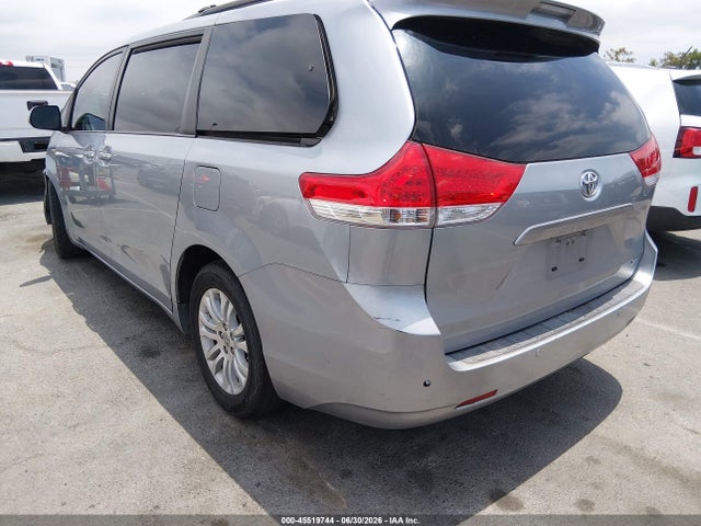5TDYK3DC3ES516344 Toyota Sienna Xle V6 8 Passenger