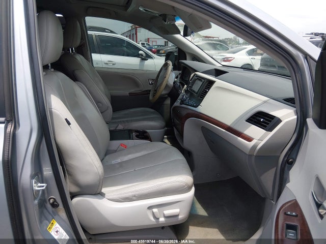 5TDYK3DC3ES516344 Toyota Sienna Xle V6 8 Passenger