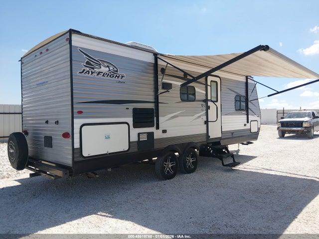 45519780 :رقم المزاد ، 1UJBJ0BN2H1T80222 vin ، 2017 Jayco Jayflight مزاد بيع