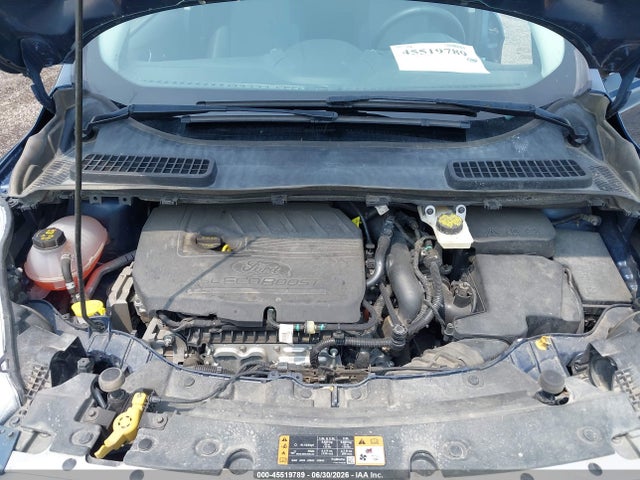 1FMCU9GD2JUC38761 Ford ESCAPE SE