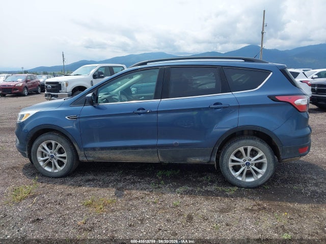 1FMCU9GD2JUC38761 Ford ESCAPE SE
