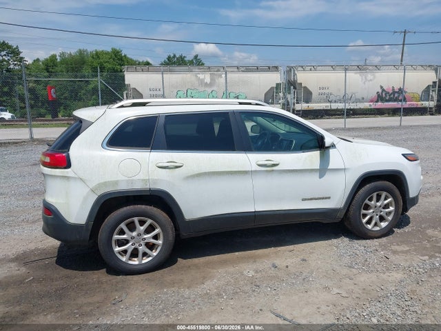 Продаж на аукціоні авто 2016 Jeep Cherokee Latitude, vin: 1C4PJMCB0GW266898, номер лоту: 45519800