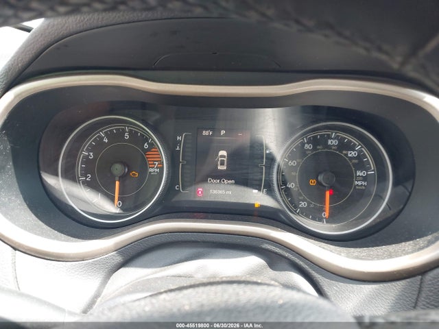 2016 Jeep Cherokee Latitude მანქანა იყიდება აუქციონზე, vin: 1C4PJMCB0GW266898, აუქციონის ნომერი: 45519800