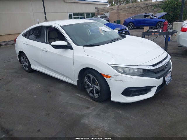 Honda Civic Lx 2018 2HGFC2F54JH555886 Image 1