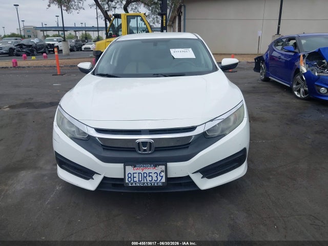 Honda Civic Lx 2018 2HGFC2F54JH555886 Image 12