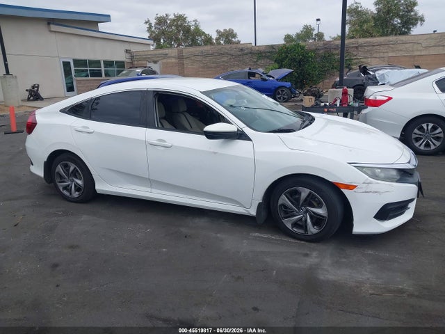 Honda Civic Lx 2018 2HGFC2F54JH555886 Image 13