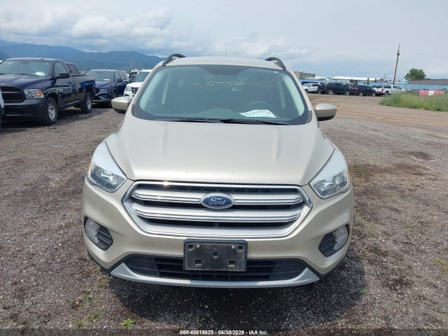 1FMCU9GD6JUC38763 Ford ESCAPE SE