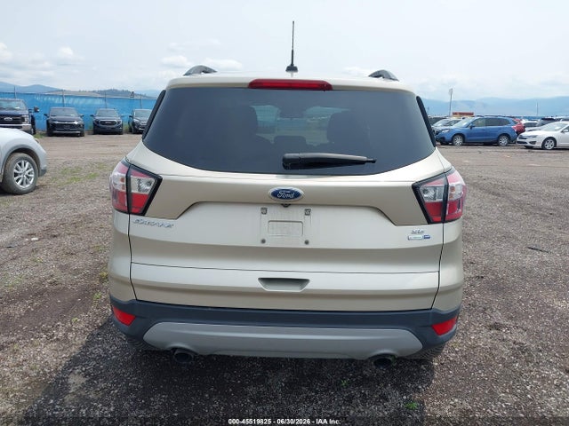 1FMCU9GD6JUC38763 Ford ESCAPE SE