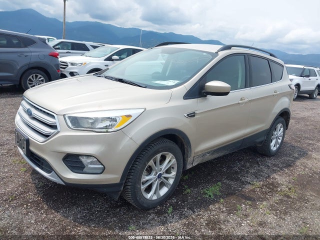1FMCU9GD6JUC38763 Ford ESCAPE SE