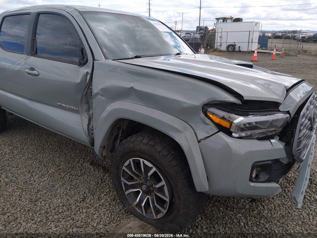 3TYCZ5AN6NT102132 Toyota Tacoma Trd Sport